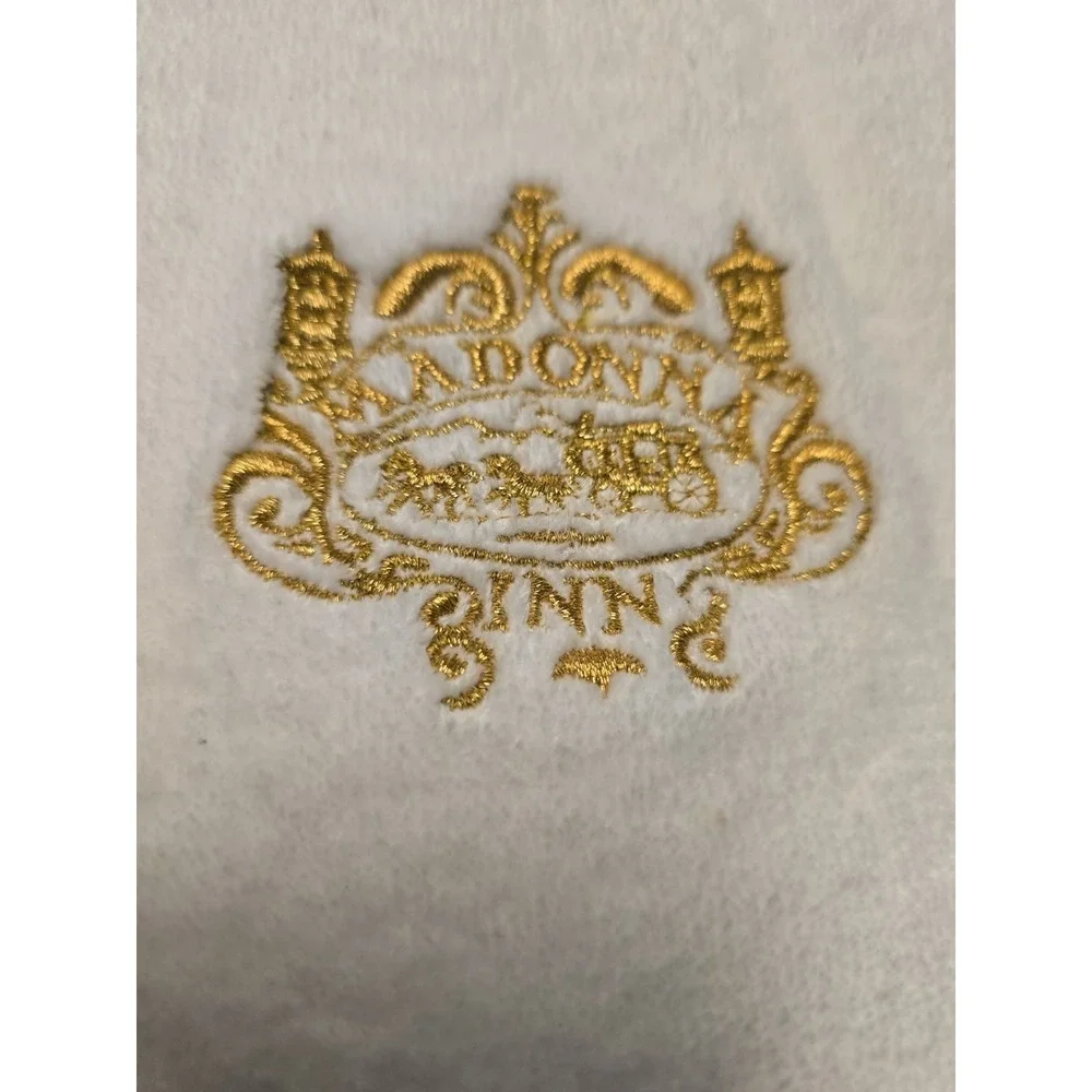 Vtg Madonna Inn 100% Cotton USA Made Bath Towel 27